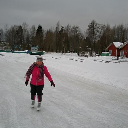 库拉斯玛丽娜度假别墅 Padasjoki 外观 照片